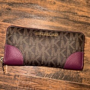 Michael Kors wallet